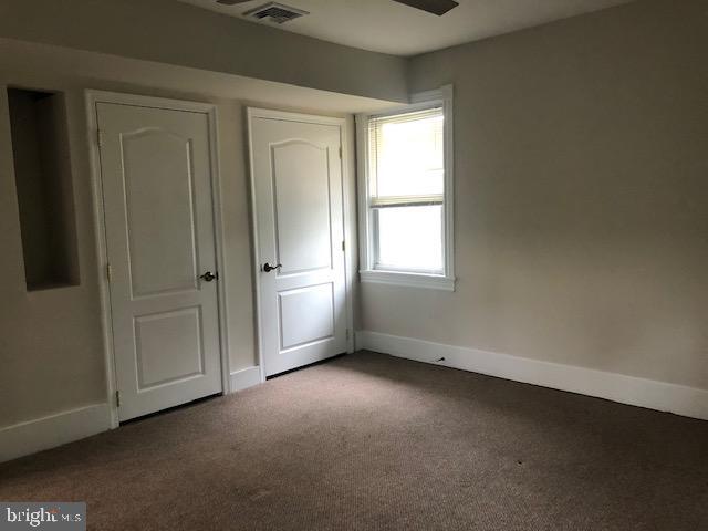 Building Photo - 920 Collings Ave