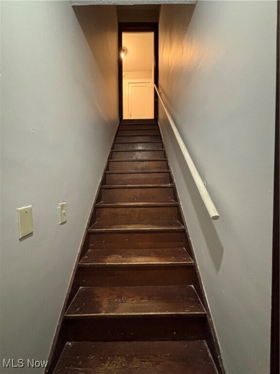 Building Photo - 317 E High St