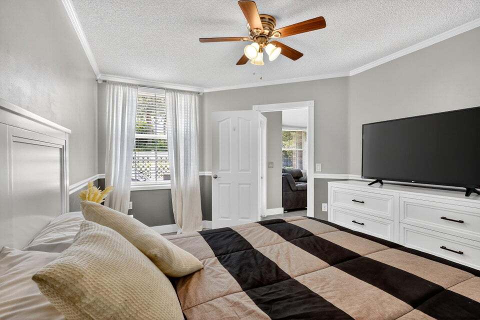 Building Photo - 503 Andover Ct