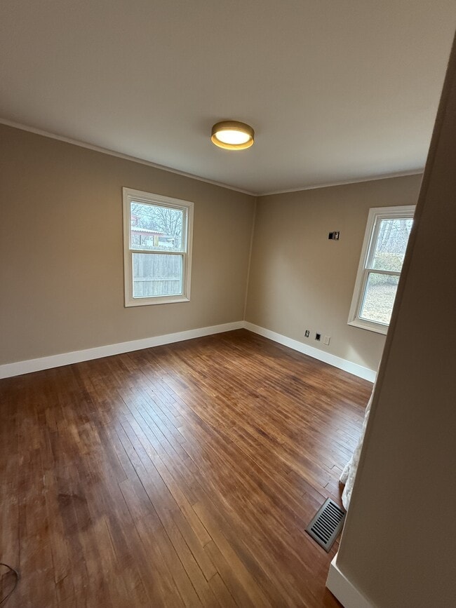 Building Photo - 7206 Reeds Rd