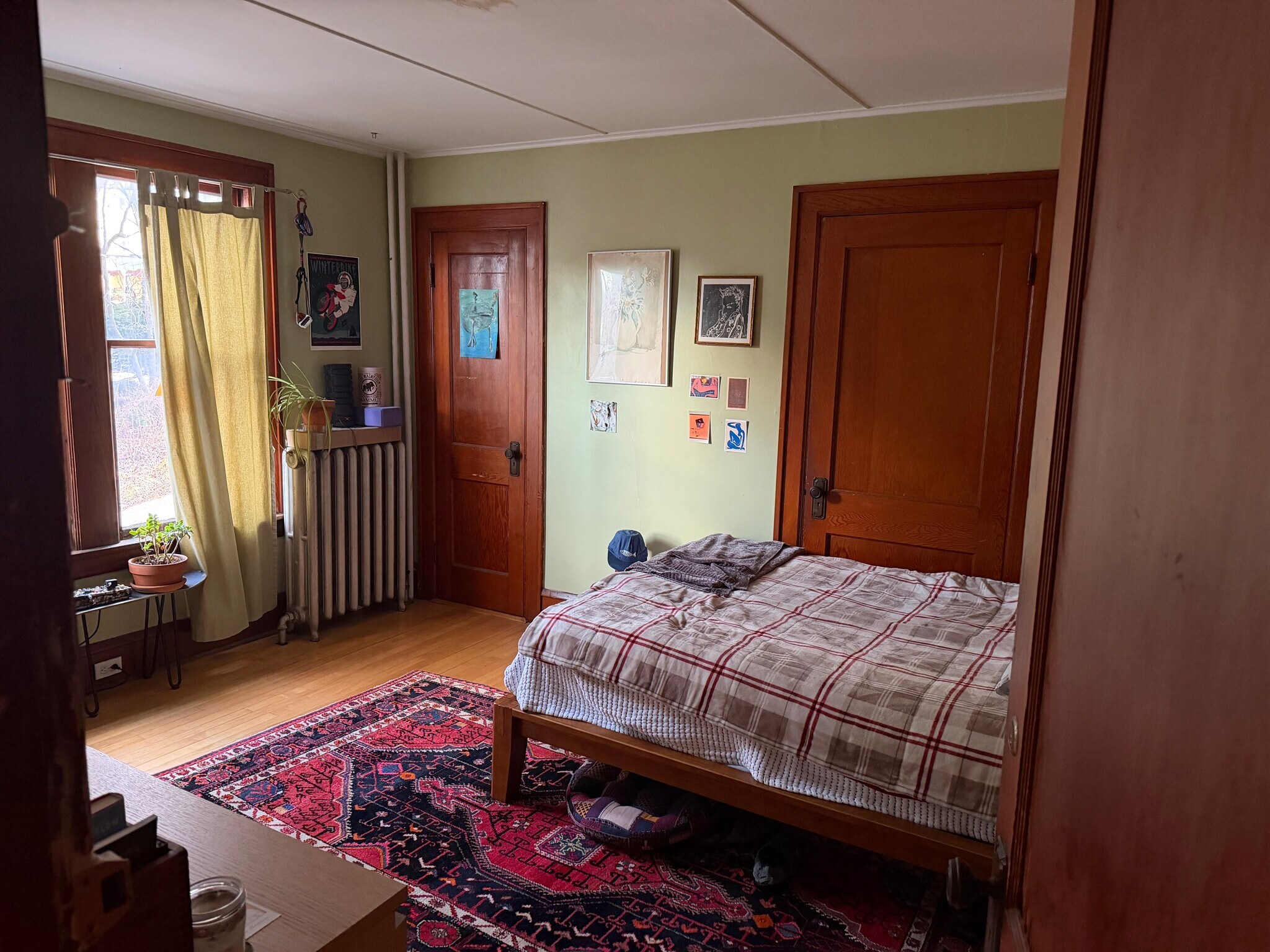 Building Photo - 289 S Winooski Ave