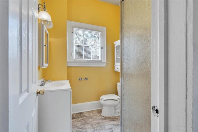 Building Photo - 1144 Wasena Ave SW