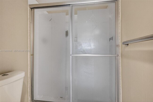 Building Photo - 12500 SW 5th Ct