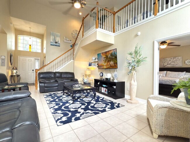 Primary Photo - 900 Oxford Dr