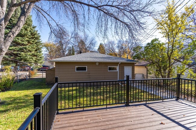 Building Photo - Beautiful Single Family Home
