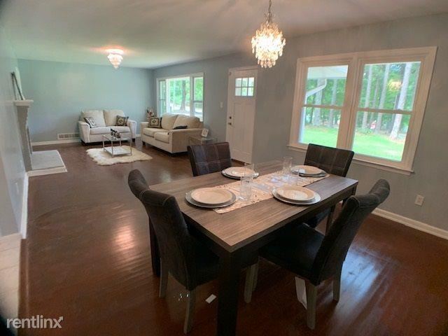 Building Photo - 4 br, 3 bath House - 2020 CHILDRESS Drive SW