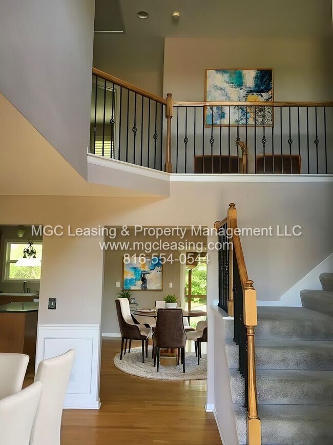 Building Photo - Stop scrolling—your dream home in Lee’s Summit is officially here!