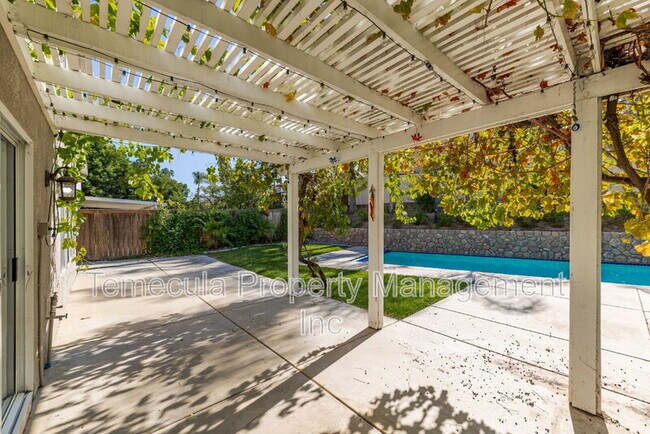 Building Photo - 33045 Sotelo Dr