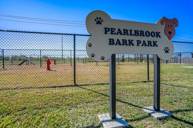 Building Photo - 8302 Tourmaline Wy