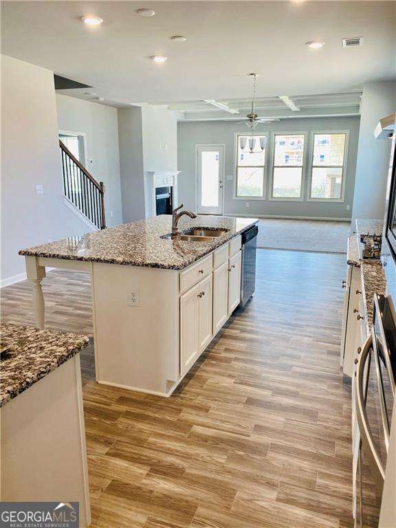 Building Photo - 3070 Andover Trl