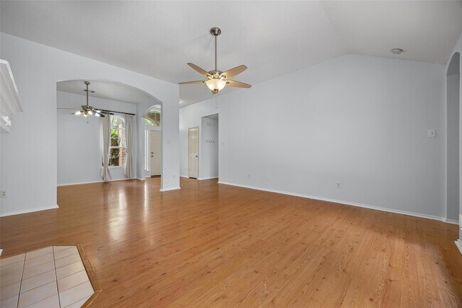 Building Photo - 11304 Avering Ln