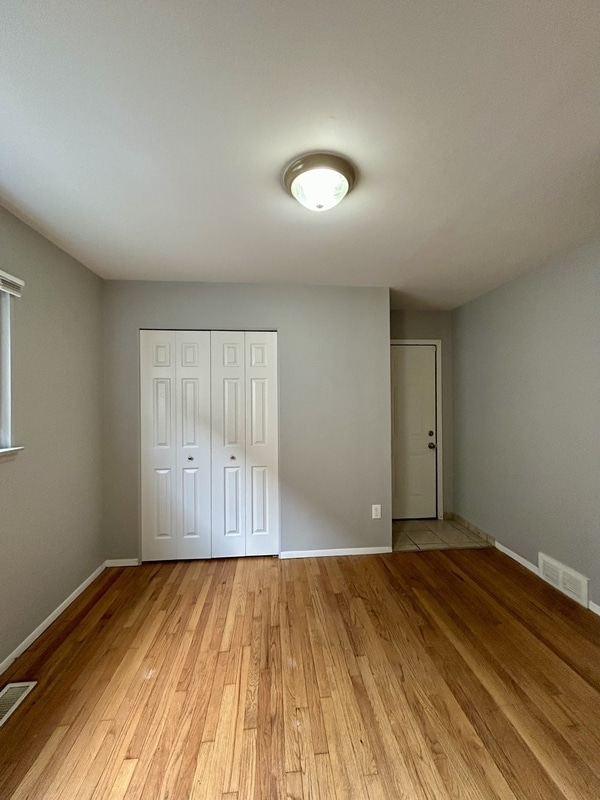 Building Photo - 35 E Charlotte Ave