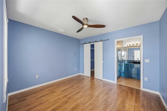 Building Photo - 2950 Viscaya Pl