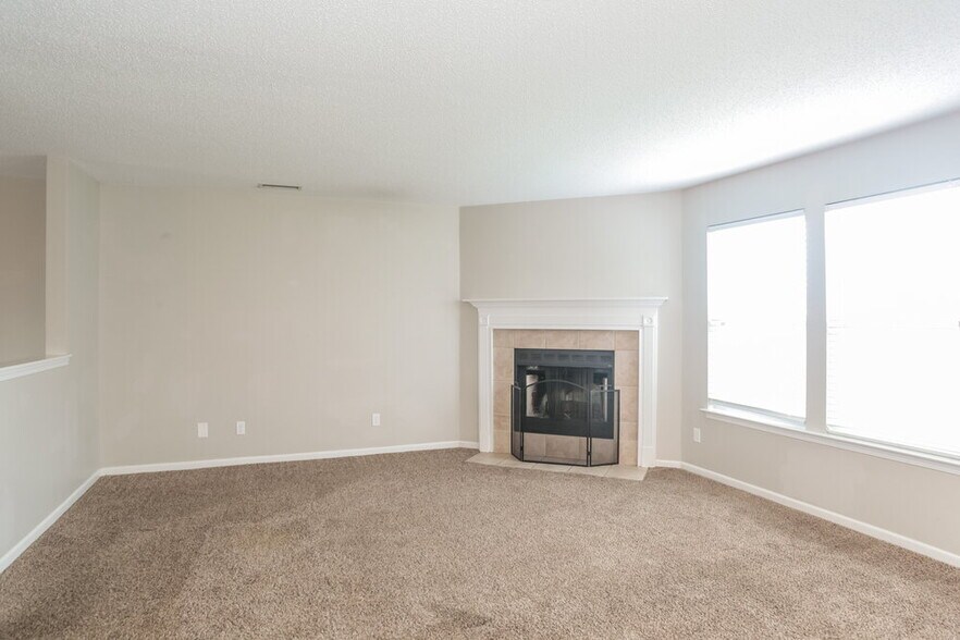 Building Photo - 9170 Amberleigh Dr