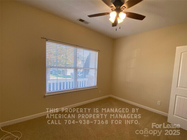 Building Photo - 4891 Breden St