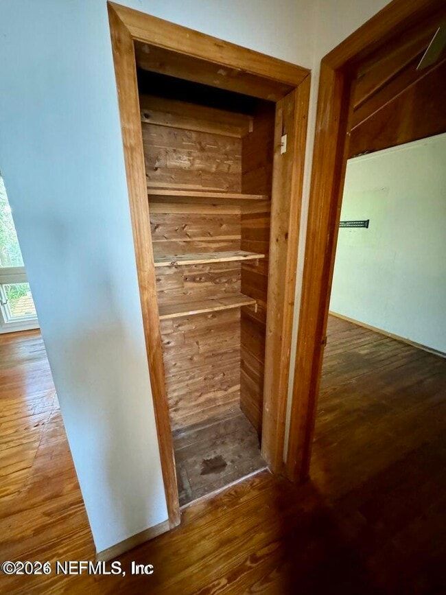 Building Photo - 1457 Challen Ave