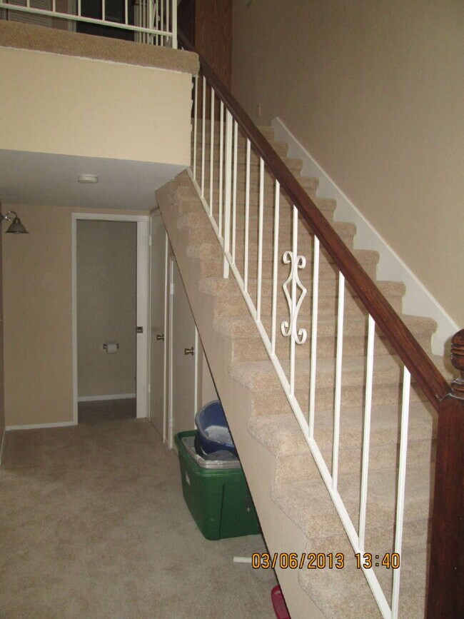 Building Photo - Desirable Stonegate-FALL RENTAL