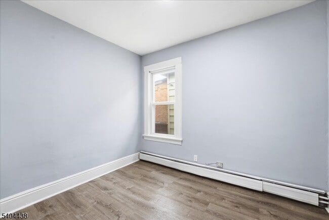 Building Photo - 102 Highland Ave