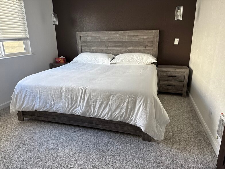 Building Photo - 1040 Fell St