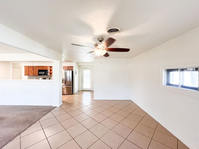 Building Photo - Available NOW!!!! Beautiful 3 bedroom, 2 bath home with covered patio and fenced yard.