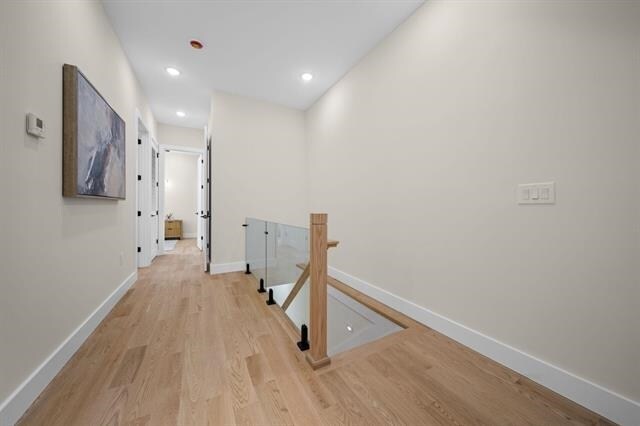 Building Photo - 27 Graham St