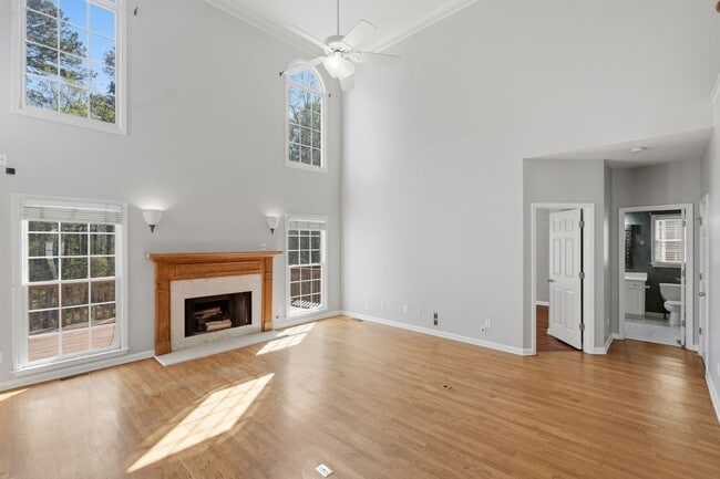 Building Photo - 2927 Arbor Creek Ln