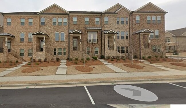 Building Photo - 3925 Redwood Dr