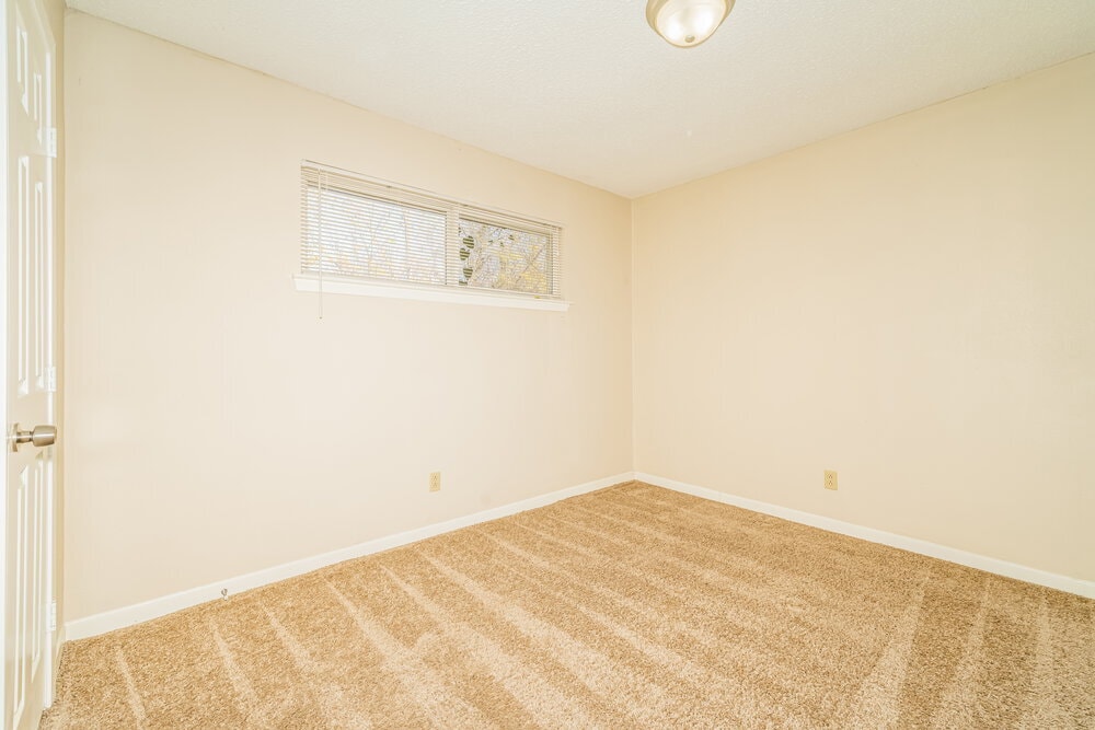 Building Photo - 4213 Kirby St
