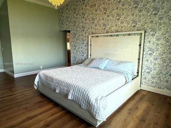 Building Photo - 311 NW 201st Ave