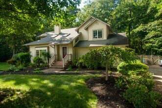 Building Photo - 1149 Lochmeath Way