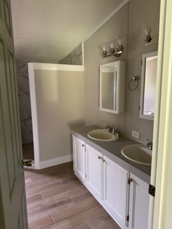 Building Photo - 3900 Johnson Rd