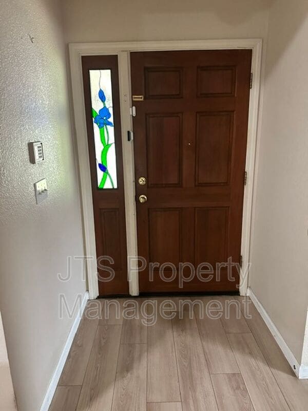 Building Photo - 9349 Newington Way