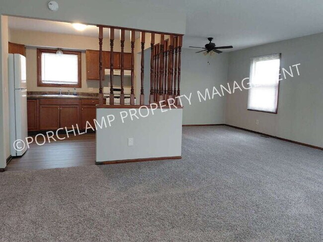 Building Photo - 3142 Kalamazoo Ave SE