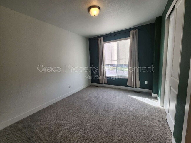 Building Photo - 12930 Galapago St