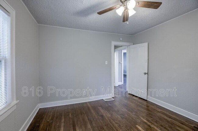 Building Photo - 3914 Jackson Ave