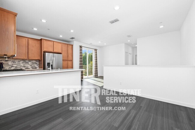 Building Photo - 4152 Rotor Ln