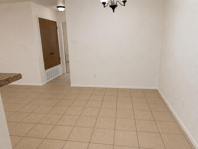 Building Photo - 8205 West Gate Blvd