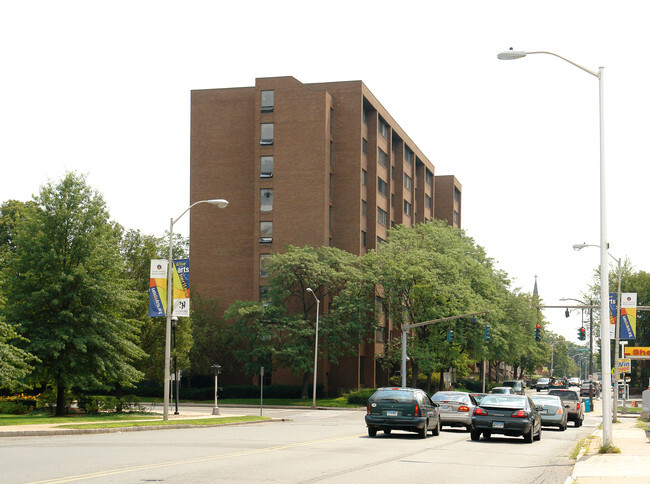 Primary Photo - Capitol Towers