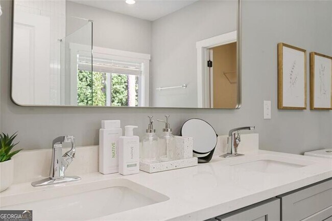 Building Photo - 4620 Timrose Rd NW