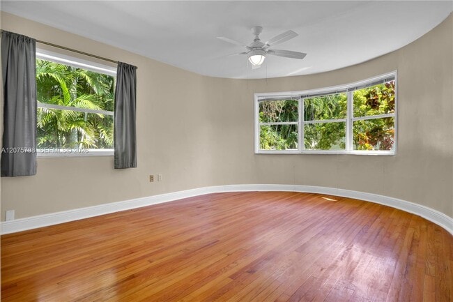 Building Photo - 8775 SW 53rd Ct
