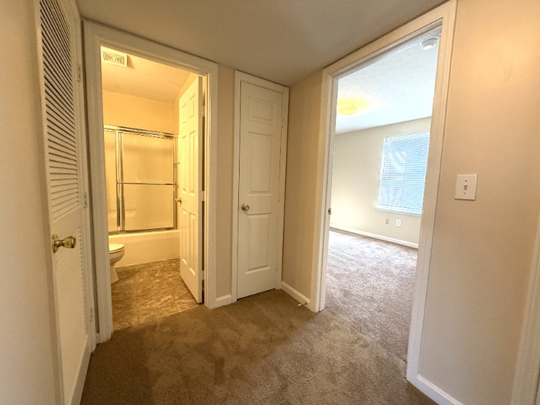 Building Photo - 7907 Canonero Way