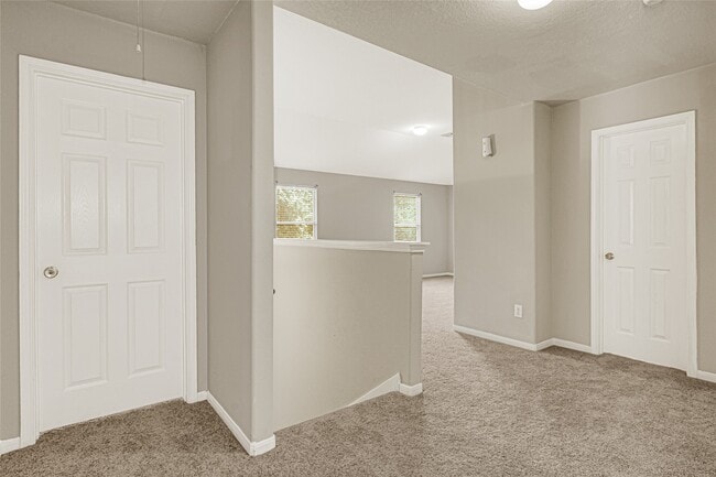Building Photo - 22523 Spring Crossing Dr