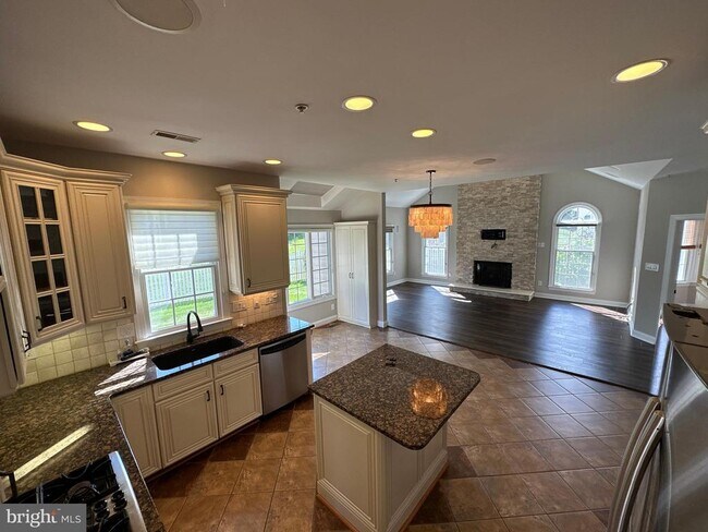 Building Photo - 18429 Polynesian Ln