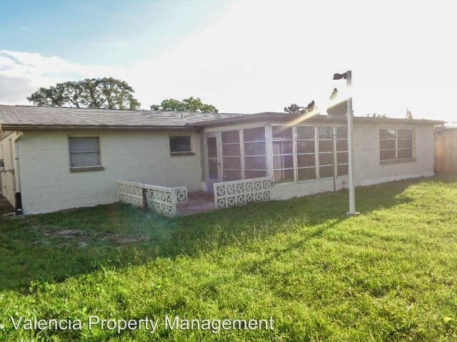 Building Photo - 2 br, 1.5 bath House - 4107 Westwood Dr