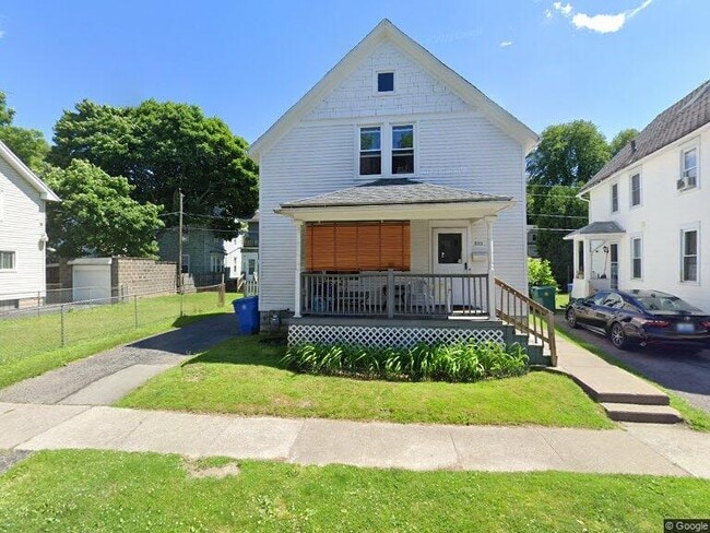 Building Photo - 822 Seward St