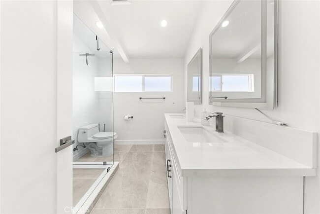 Building Photo - 13010 Hartland St