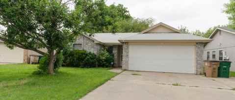 Primary Photo - 1121 Todd Ln