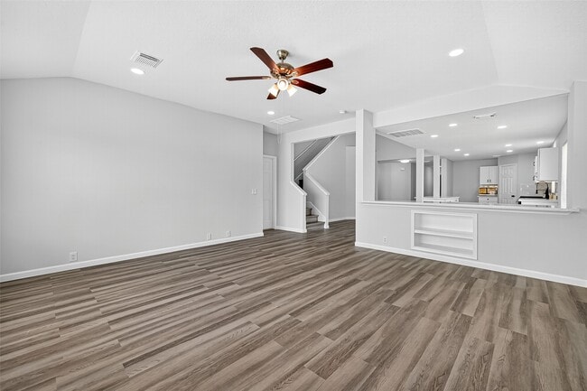 Building Photo - 14934 Sugar Falls Ct