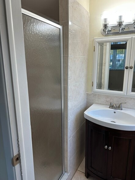 Building Photo - 10629 Cymbid Dr