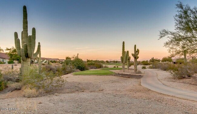 Building Photo - 388 E Palomino Way